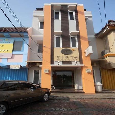 Tirta Mansion Lippo Karawaci Hotel Tangerang Kültér fotó